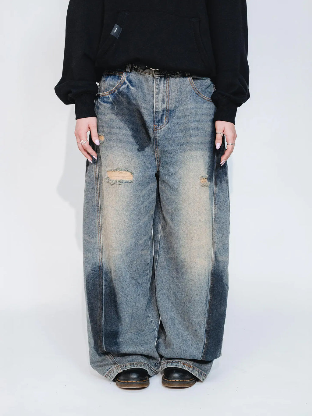 Dirty Baggy Jeans